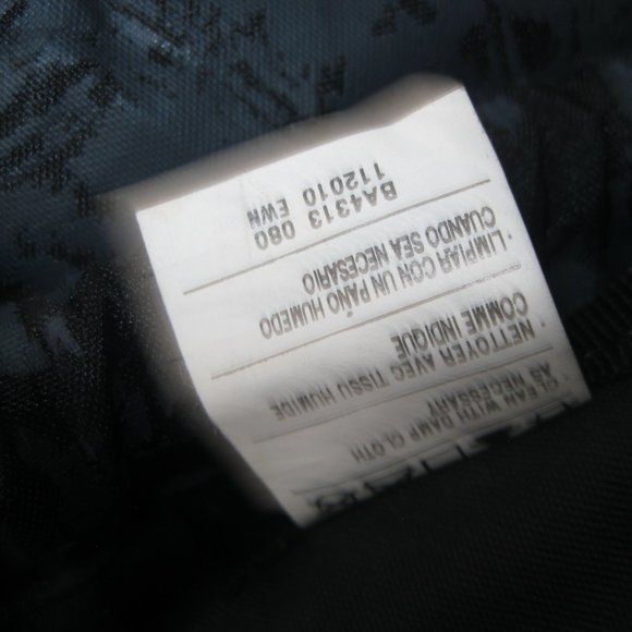 Nike Graphic Gymsack - Black w red strings - Picture 6 of 6